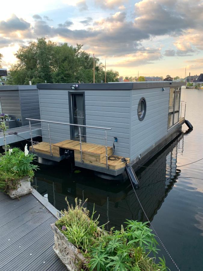 New Houseboat 2 Bedrooms Zwartsluis Ngoại thất bức ảnh